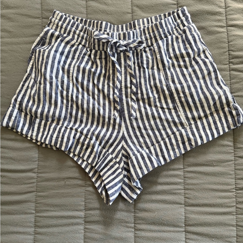 Universal Thread High Waist Blue and White Shorts